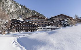 HUUS Gstaad